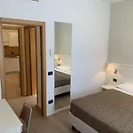 Aida מלון דירות