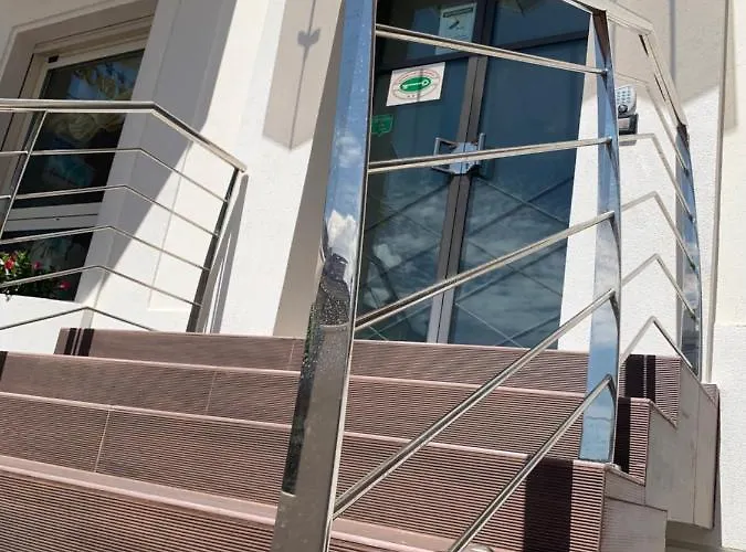 מלון דירות Aida 3*