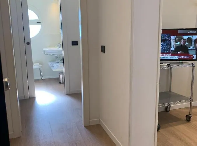 מלון דירות Aida 3*