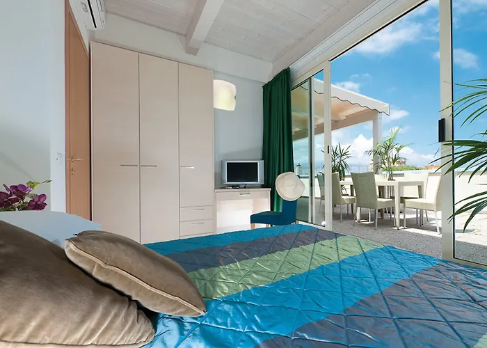 מלון דירות Aida