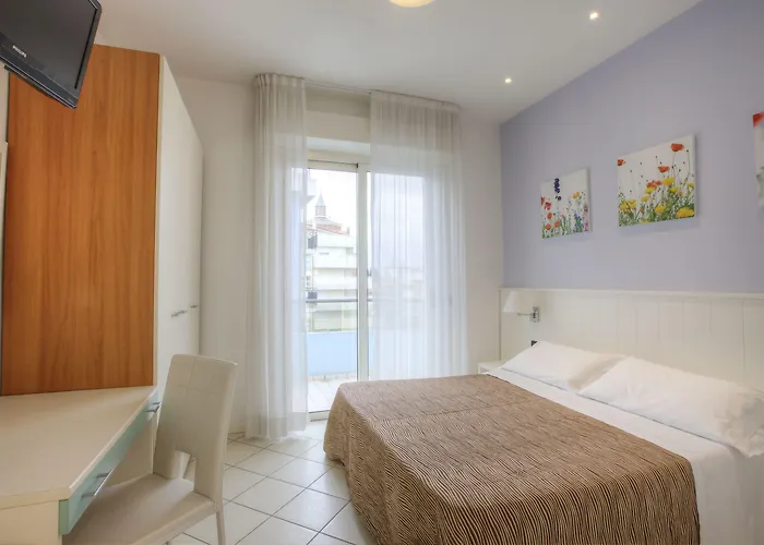 Aida מלון דירות 3*