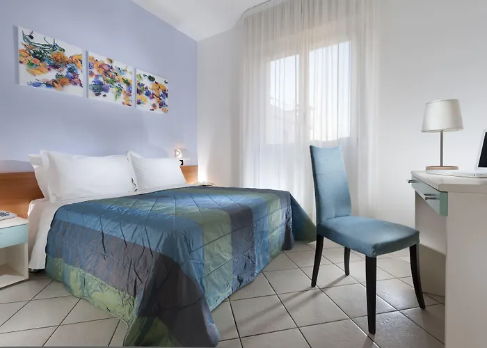 Aida מלון דירות רימיני