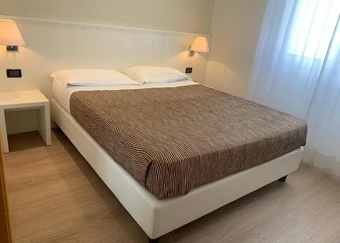 Aida מלון דירות 3*