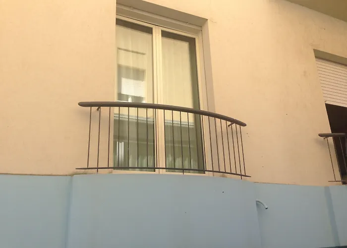 Aida מלון דירות רימיני